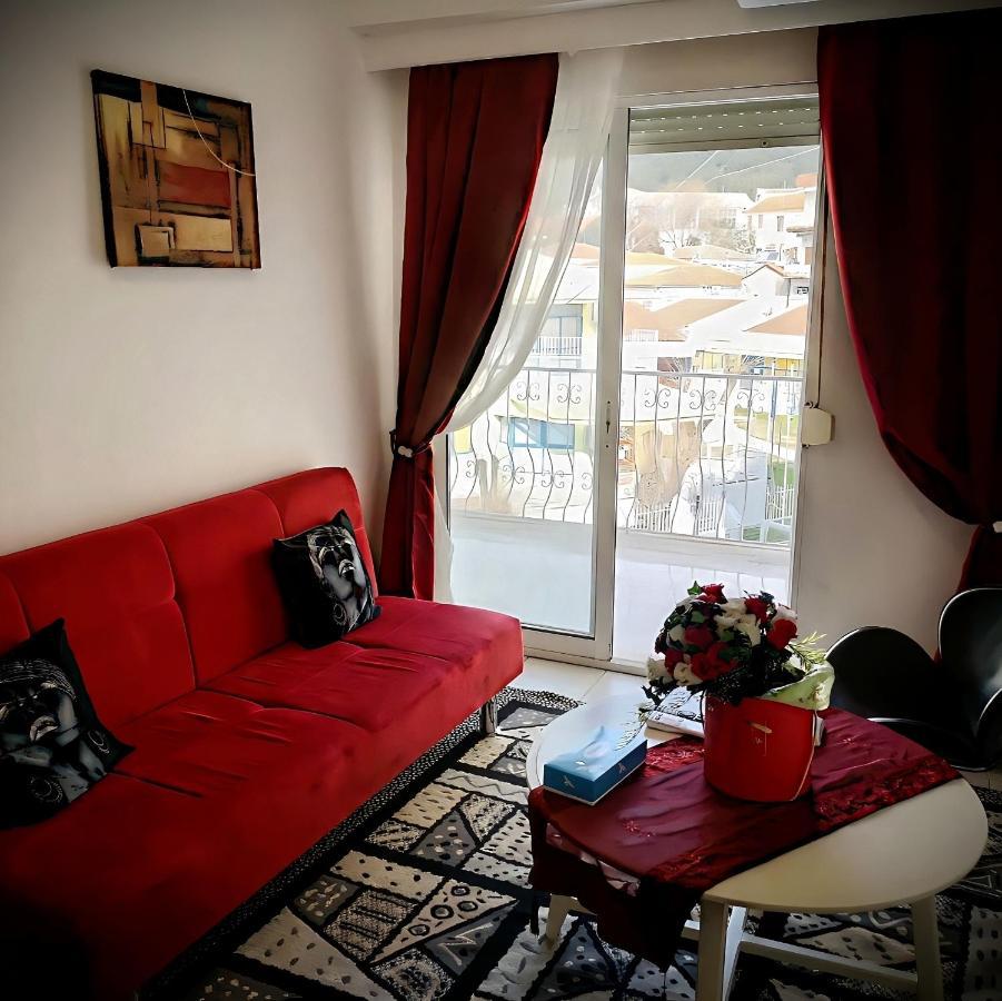Centrally Apartments Ксанти Экстерьер фото